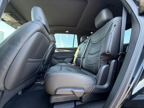 Certified 2024 Cadillac XT6 Premium Luxury w/ Platinum Package image 21
