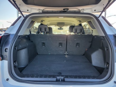 Used 2020 GMC Terrain SLT image 17