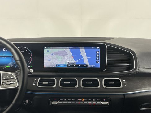 Used 2020 Mercedes-Benz GLS 450 4MATIC image 17