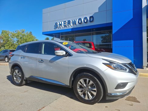 Used 2018 Nissan Murano S image 1
