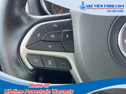 Used 2020 Jeep Grand Cherokee Laredo image 21