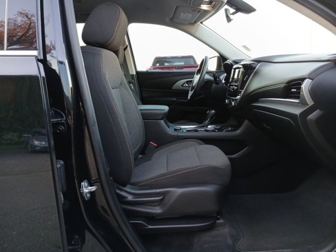 Used 2020 Chevrolet Traverse LS image 29