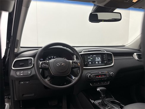 Used 2019 Kia Sorento EX image 25