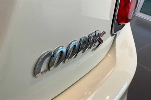 Used 2015 MINI Cooper S image 29