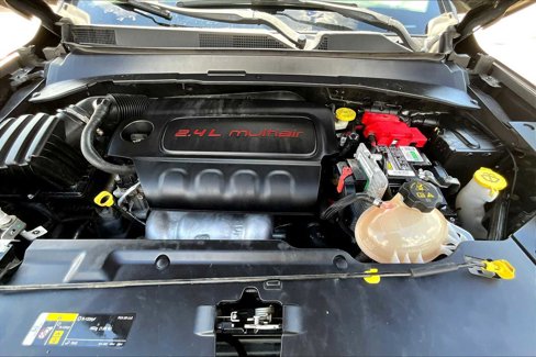 Used 2020 Jeep Compass Limited image 29