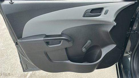 Used 2020 Chevrolet Sonic LT image 13