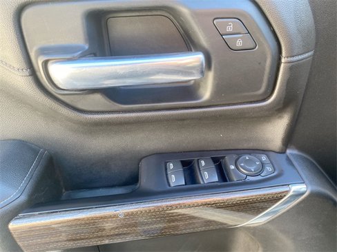 Used 2020 Chevrolet Silverado 1500 LT w/ All-Star Edition image 23