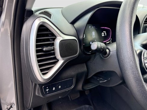 Used 2024 Kia Soul LX w/ Option Group 015 image 11