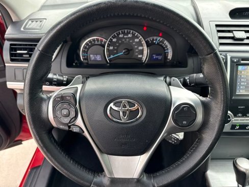 Used 2012 Toyota Camry SE image 17