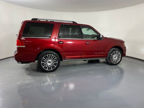 Used 2015 Lincoln Navigator 2WD w/ Equipment Group 101A Reserve image 6