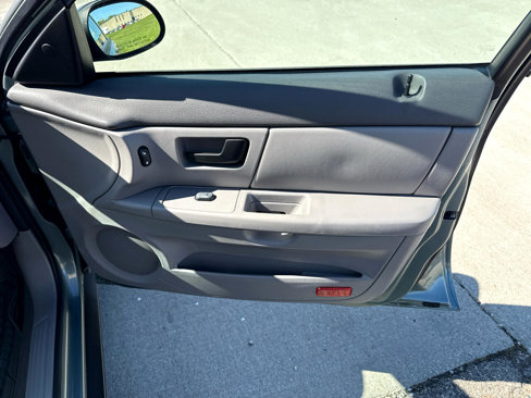 Used 2007 Ford Taurus SE image 23