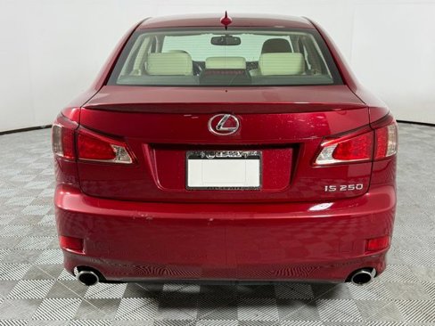 Used 2011 Lexus IS 250 image 7