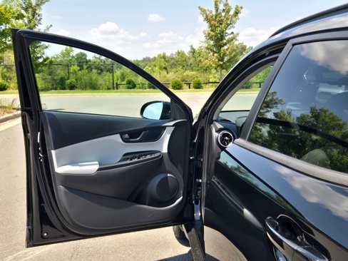 Used 2023 Hyundai Kona SEL image 20