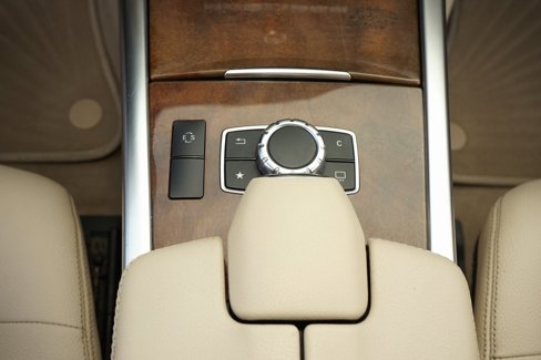 Used 2016 Mercedes-Benz E 350 Sedan image 11