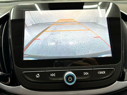 Used 2017 Chevrolet Volt LT w/ Comfort Package image 25