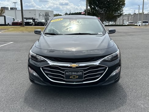 Used 2024 Chevrolet Malibu LT image 2