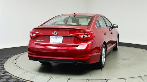 Used 2017 Hyundai Sonata SE w/ Cargo Package image 6
