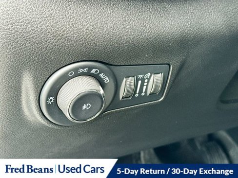 Used 2024 Jeep Compass Trailhawk image 12