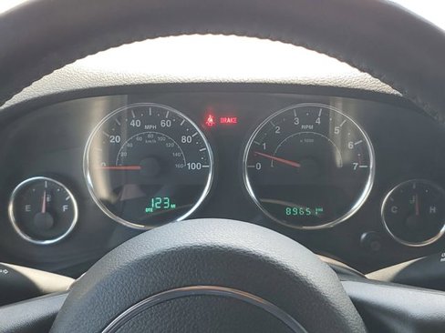 Used 2015 Jeep Wrangler Unlimited Sahara w/ Dual Top Group image 24