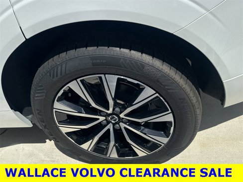 Used 2024 Volvo XC60 B5 Plus w/ Protection Package Premier image 6