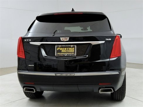 Used 2017 Cadillac XT5 Luxury w/ Driver Awareness Package image 6