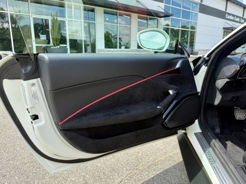 Used 2025 Ferrari Roma Spider image 19