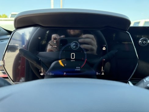 New 2026 Chevrolet Trax RS w/ Sunroof Package image 17