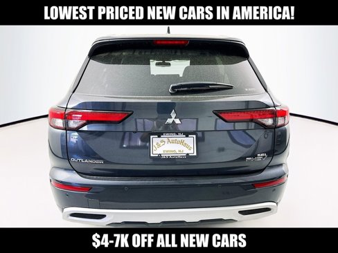 New 2024 Mitsubishi Outlander SEL image 6