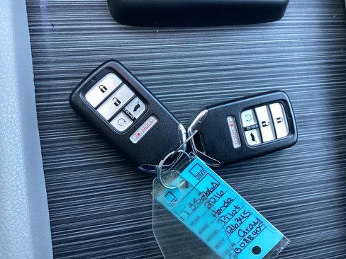 Used 2016 Honda Pilot Touring image 9