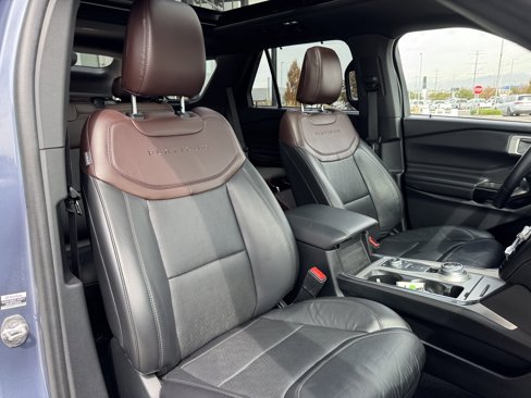 Used 2021 Ford Explorer Platinum w/ Equipment Group 601A image 33