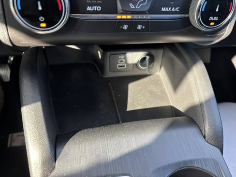 New 2025 Ford Escape Active image 14