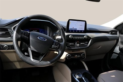 Used 2021 Ford Escape Titanium image 14