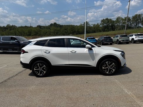 Used 2023 Kia Sportage EX image 6