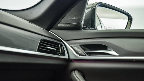 Certified 2023 BMW 530i w/ Premium Package image 27