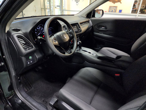Used 2019 Honda HR-V LX image 16