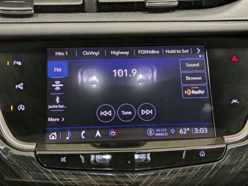 Used 2022 Cadillac XT6 Premium Luxury w/ Technology Package image 12
