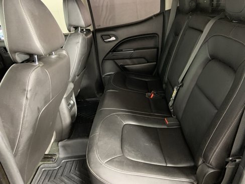 Used 2016 Chevrolet Colorado LT w/ Midnight Edition image 17