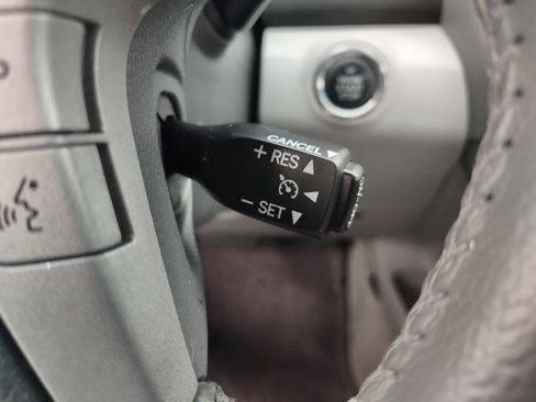 Used 2010 Toyota Camry XLE image 15
