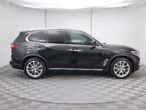Used 2022 BMW X5 sDrive40i w/ Premium Package image 4
