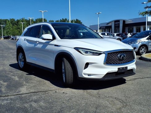 Used 2019 INFINITI QX50 Essential w/ Premium Heat Package image 29