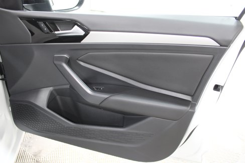 Used 2021 Volkswagen Jetta R-Line w/ R-Line Cold Weather Package image 25