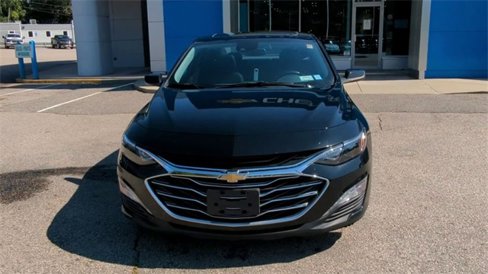 Certified 2022 Chevrolet Malibu LT w/ Leather Package image 3