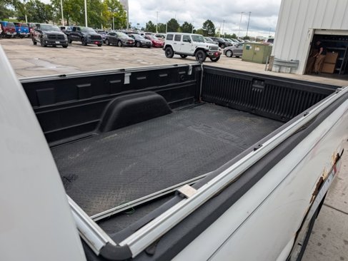 Used 2005 Chevrolet Silverado 1500 W/T image 10