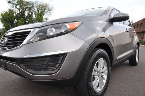 Used 2011 Kia Sportage LX image 2