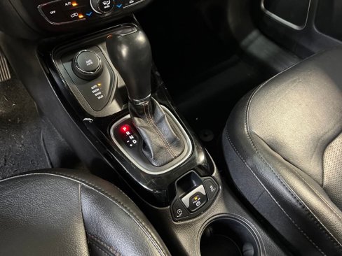 Used 2020 Jeep Compass Limited image 15