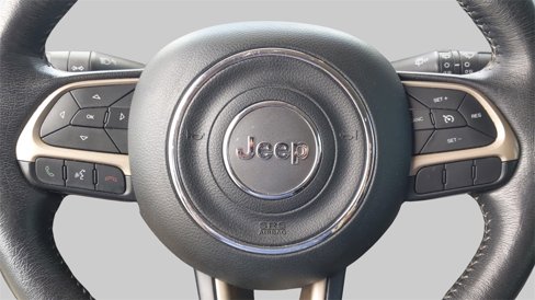 Used 2015 Jeep Renegade Limited image 20