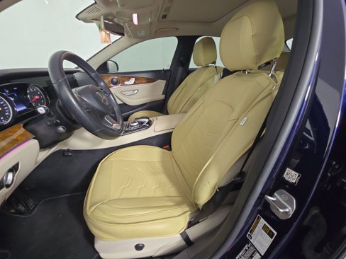 Used 2018 Mercedes-Benz E 300 image 5