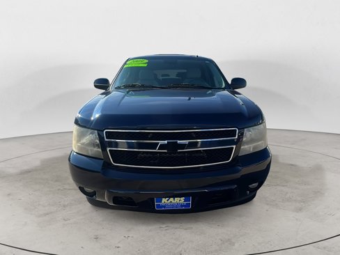 Used 2009 Chevrolet Tahoe LT w/ Convenience Package image 2