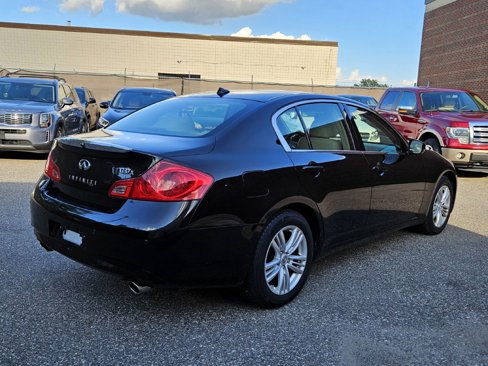 Used 2012 INFINITI G37 x image 2