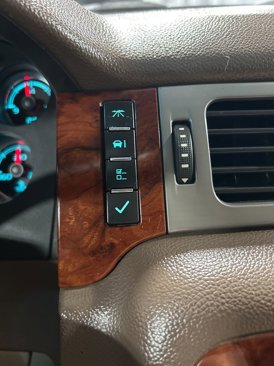 Used 2011 Chevrolet Silverado 2500 LTZ image 30
